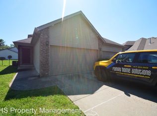 208 Village Ct, Nixa, MO 65714