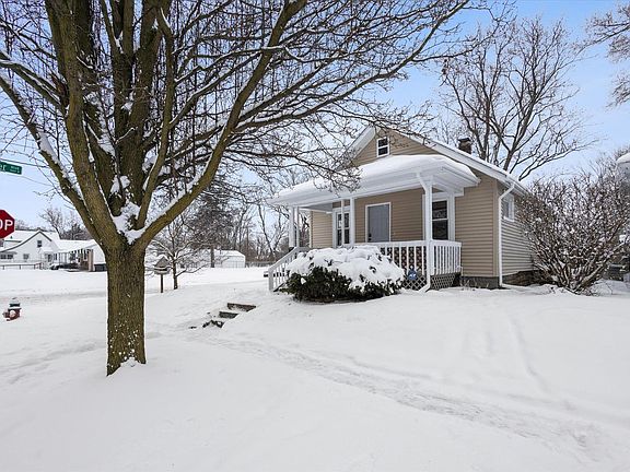 2nd image of 1202 Kinyon St