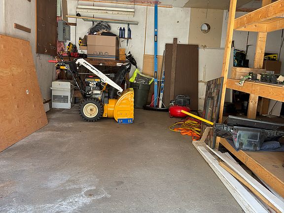 3rd image of 22 Bacon St #22
