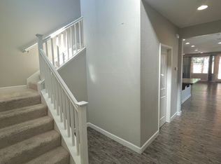 219 W Fremont Dr, Mountain House, CA 95391