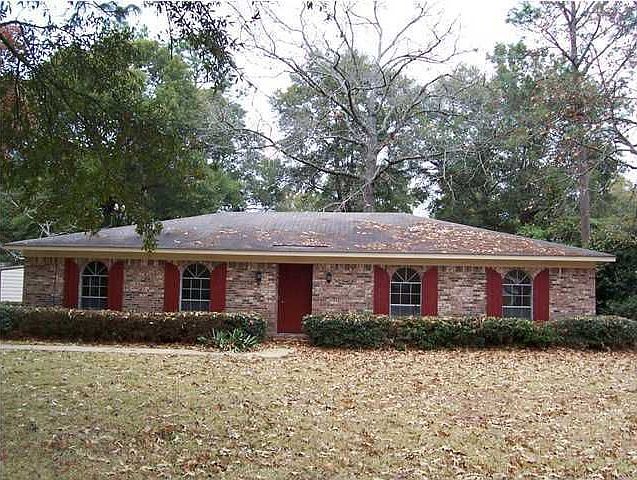 2nd image of 555 Malaga Dr