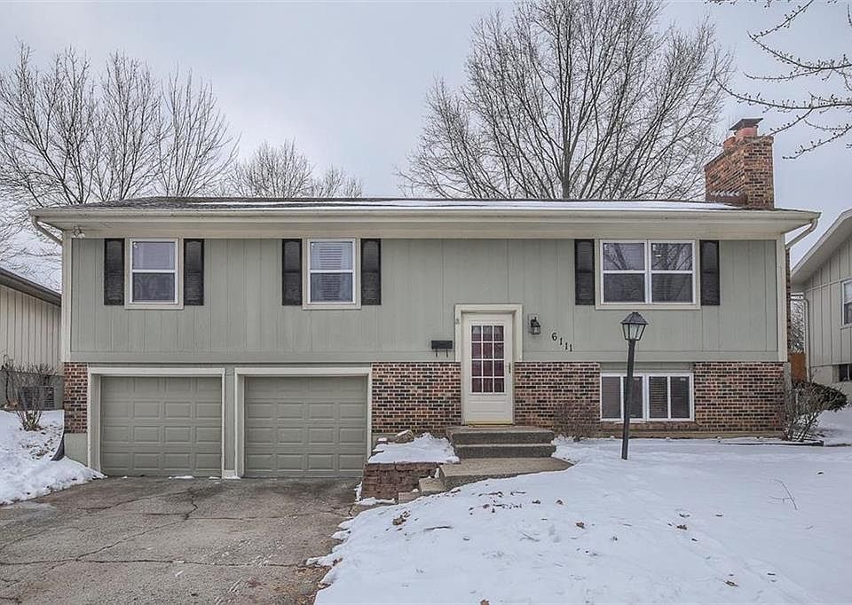 1st image of 6111 E 140th Pl