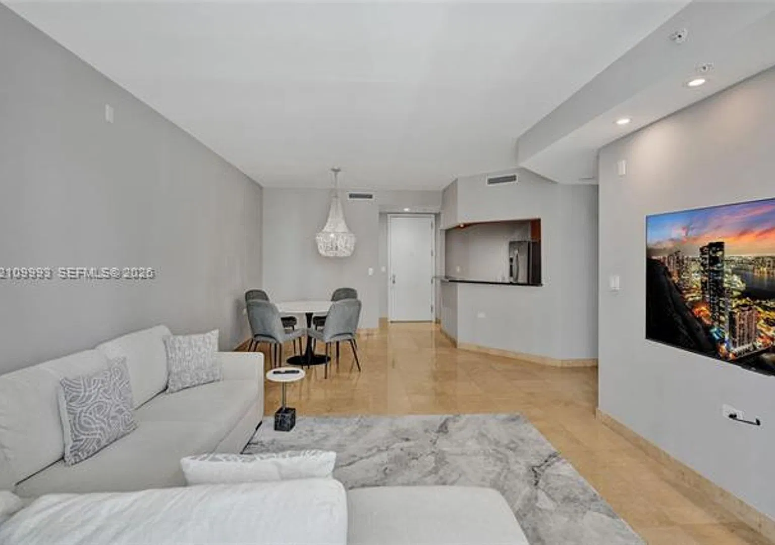 801 Brickell Key Blvd cu-808, Miami, FL 33131 — Photo 2