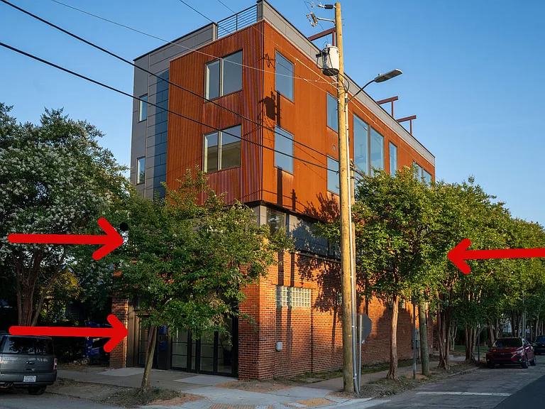 402 E Martin St — Photo 23