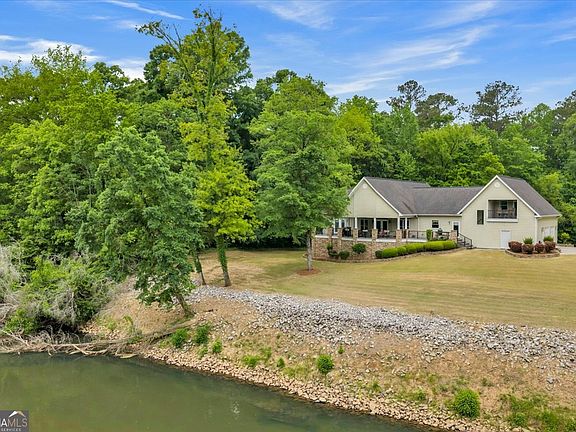 5th image of 625 Rum Creek Rd