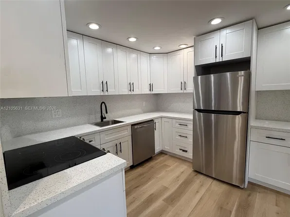 610 NW 13th St #140, Boca Raton, FL 33432