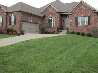 3605 Woodmont Park Ln, Louisville, KY 40245