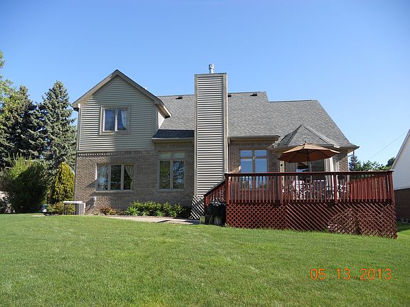3rd image of 902 Trinway Dr