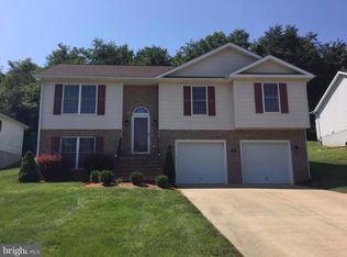 103 Mummert Cir, Winchester, VA 22601