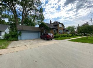 124 11th Ave NW, Rochester, MN 55901