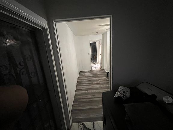 3rd image of 1230 S Rowan Ave