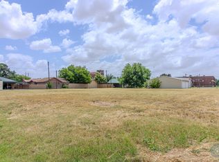 1901 Deaf Smith St, Vernon, TX 76384