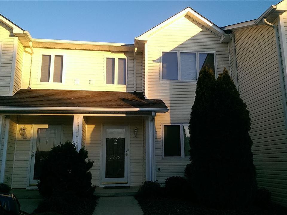 2nd image of 3295 White Oak Ct