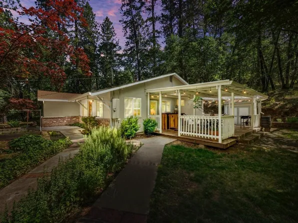 846 Acorn Way, Meadow Vista, CA 95722