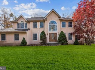 32 Constitution Dr, Southampton, NJ 08088