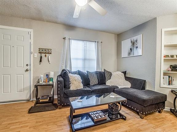 5th image of 1210 Pollard St
