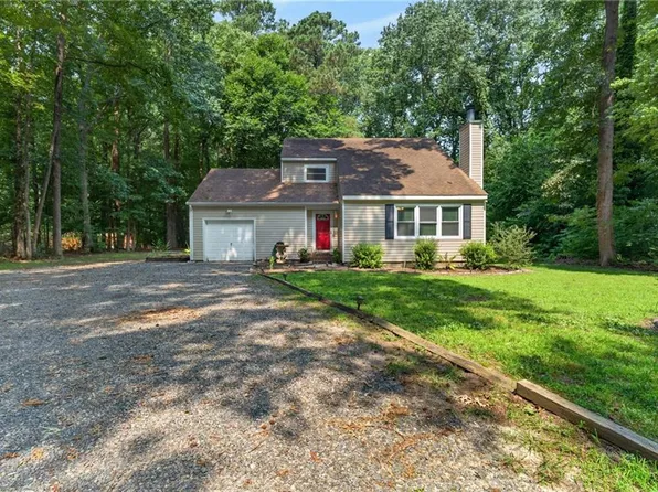 4504 Aberdeen Dr, Gloucester, VA 23061
