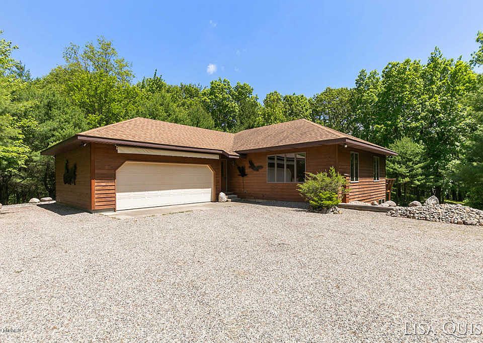 1st image of 5500 Sunfish Lake Ave NE