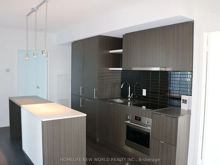 100 Harbour St #4210 — Photo 5