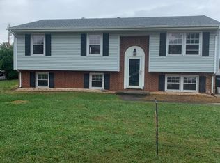 5656 Capito St, Roanoke, VA 24019