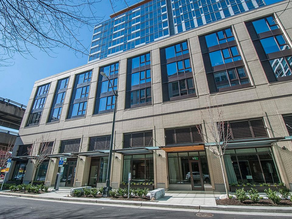 waterfront_exterior_0579
