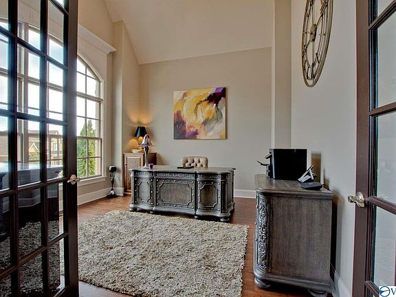 5th image of 10 Legacy Oaks Pl SE
