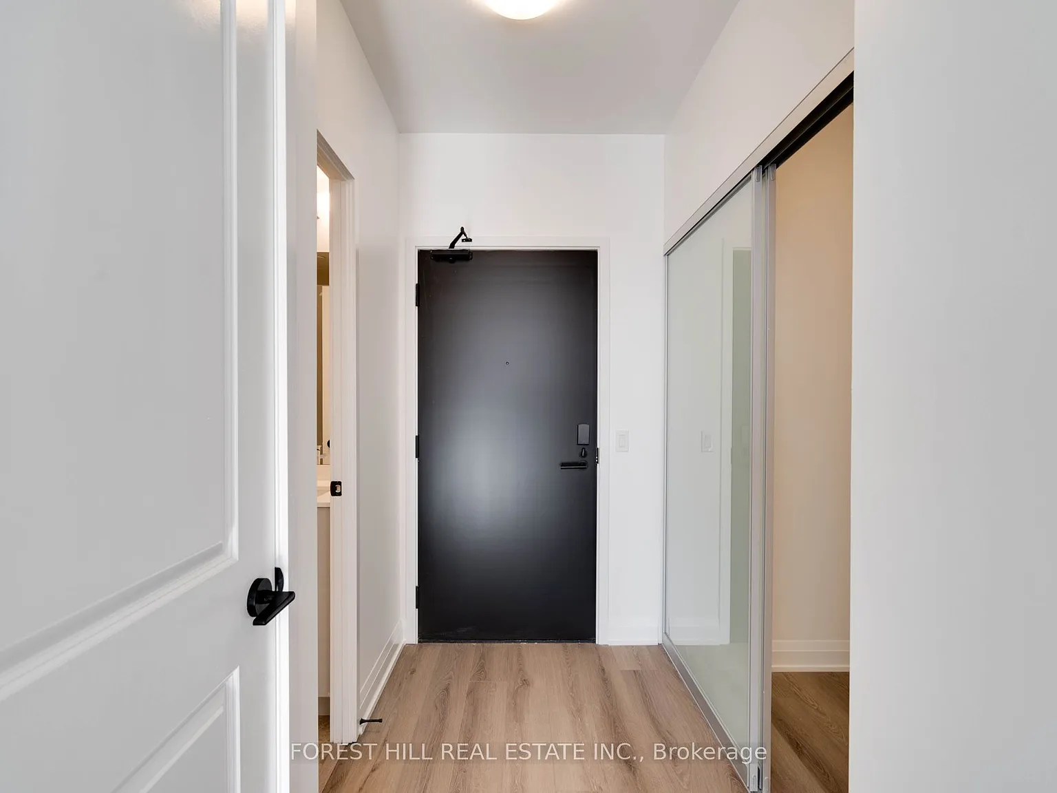 2 bed, $2,400 — Photo 3