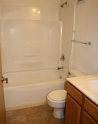 520-532 W Elm St #520 — Photo 9