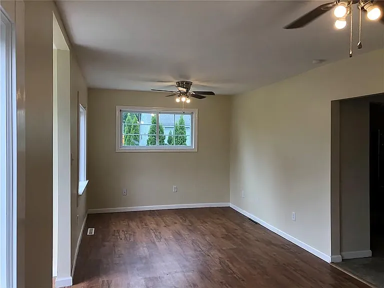 3114 Court Ave — Photo 11