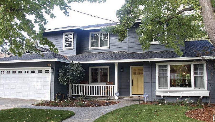 1st image of 209 Lexington Dr