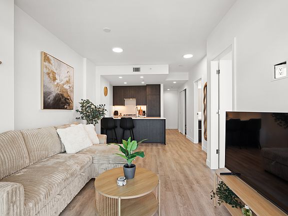 2nd image of 1626 Water St #1003