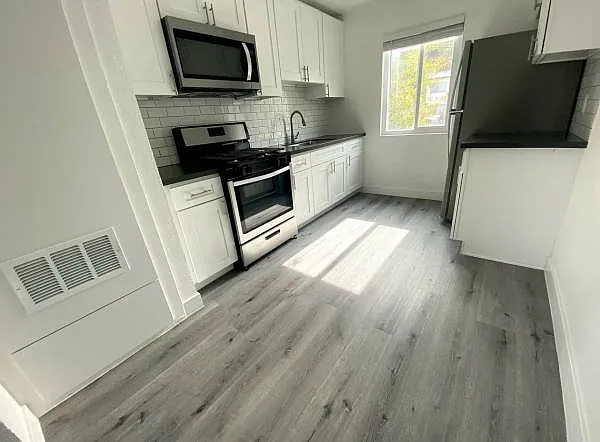3424 Grey Dr #1
