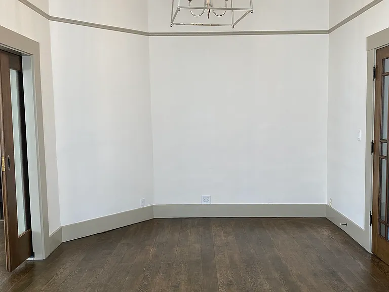 578 Broadway — Photo 21