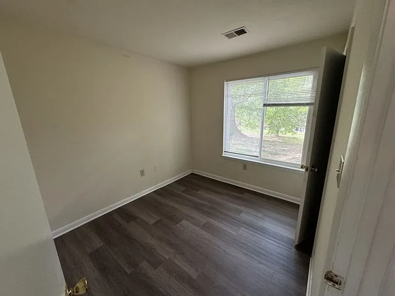 1215 Progress St NW — Photo 6