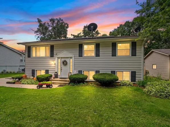 4327 Mayflower Ave, Rockford, IL 61109