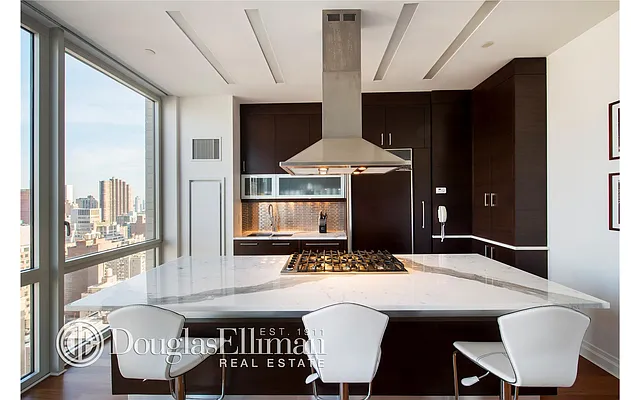 Rented by Douglas Elliman | media 67