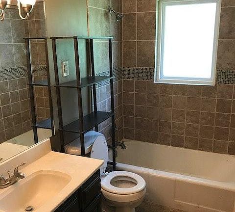 5th image of 1625 S 48th St