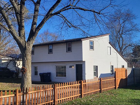 2nd image of 3505 N Lewis Ave #5
