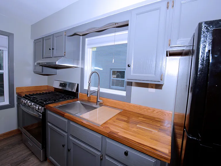 508 W Lakeside St — Photo 20