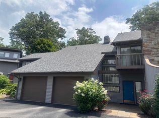 104 Lakeview Dr, Morgantown, WV 26508