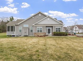 18 Ridgewood Dr #18, Stow, MA 01775