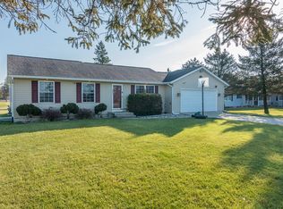 52401 Pulver Rd, Three Rivers, MI 49093