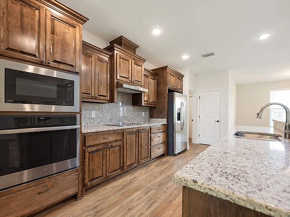 5th image of 5261 Gaineswood Dr