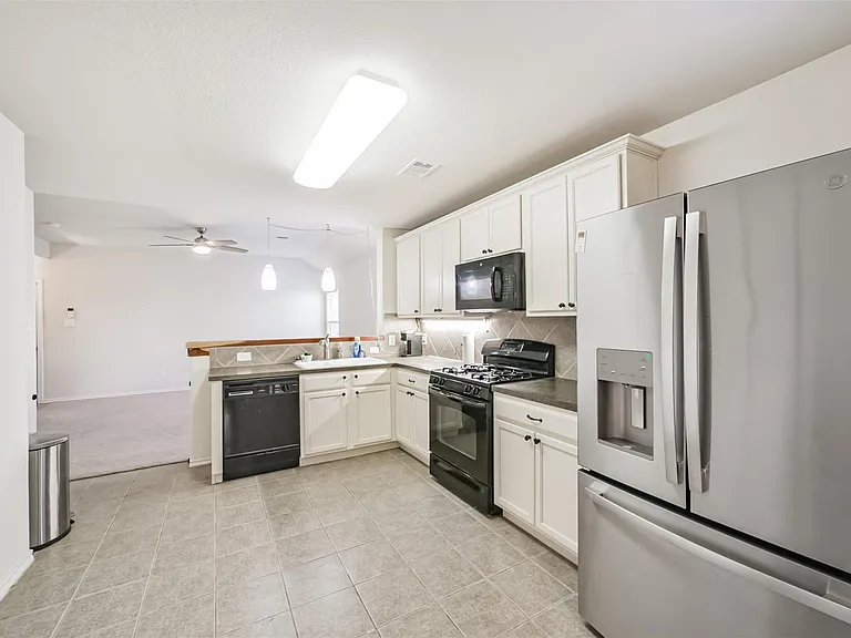 1609 Peach Dale Ct — Photo 8