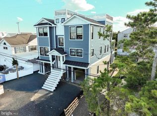 2 W 29th St, Long Beach, NJ 08008