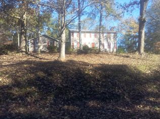 100 Willow Ln, Lagrange, GA 30240