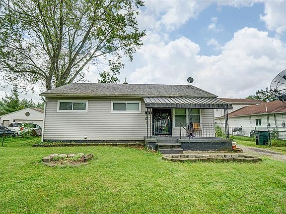 2nd image of 4252 Curundu Ave