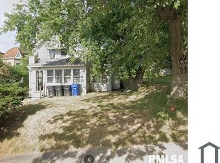 808 17th St #5, Moline, IL 61265