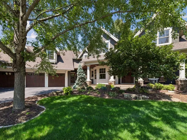 20650 Parkview Ln, Shorewood, MN 55331