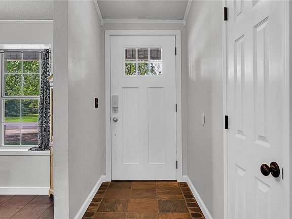 4th image of 1519 Lancelot St